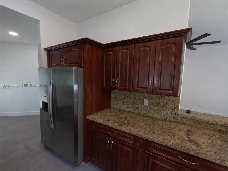 Property photo # 6