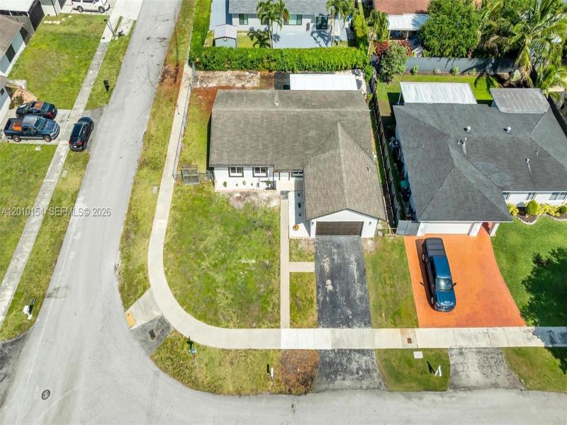 Property photo # 4