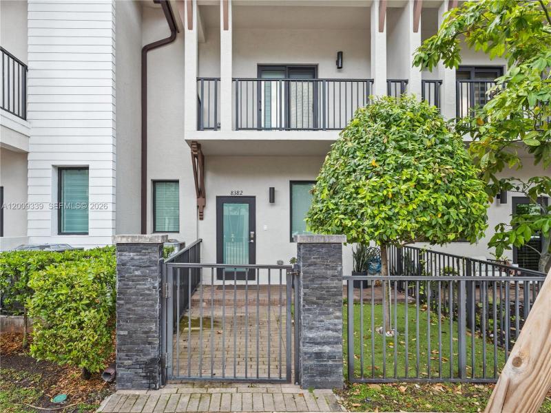 Property photo # 0