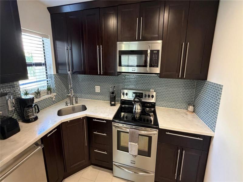 Property photo # 8