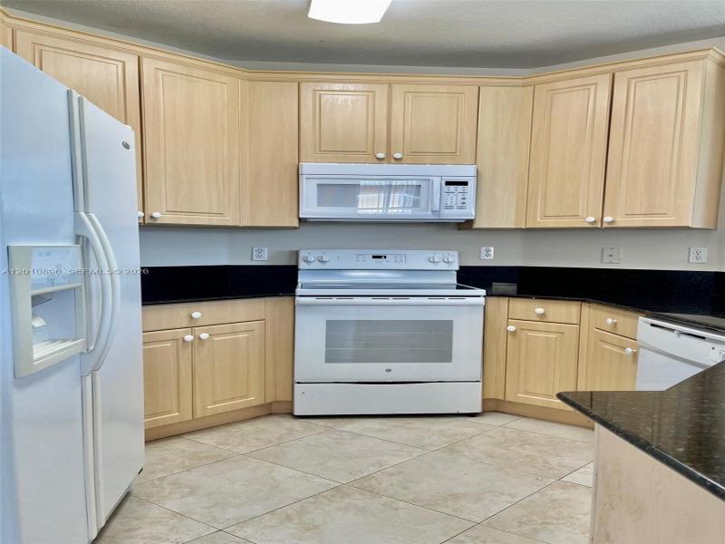 Property photo # 6