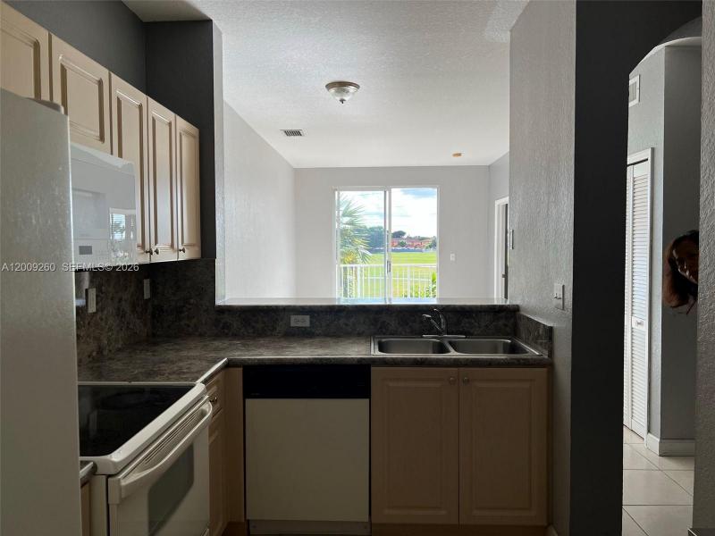Property photo # 2