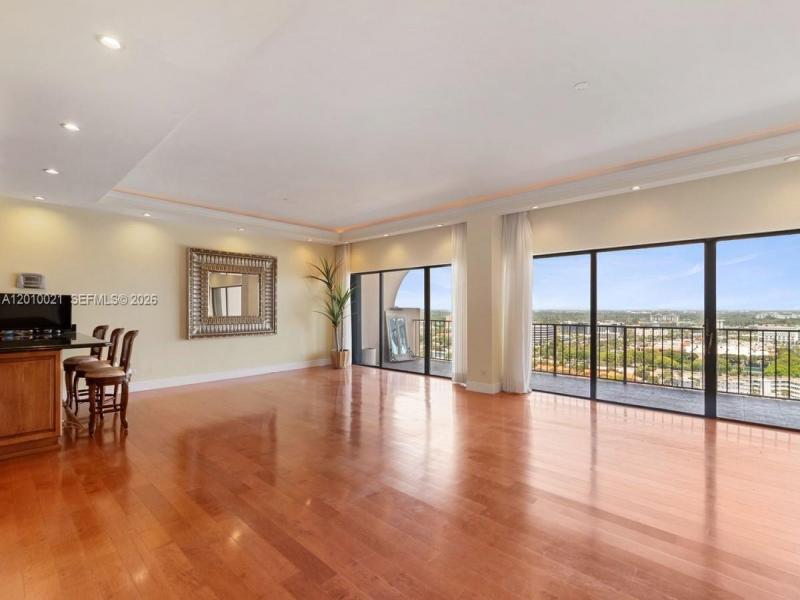 Comprar apartamento en The Cricket Club PH01
