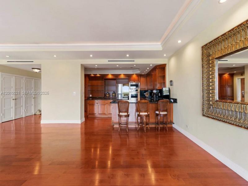 Comprar apartamento en The Cricket Club PH01