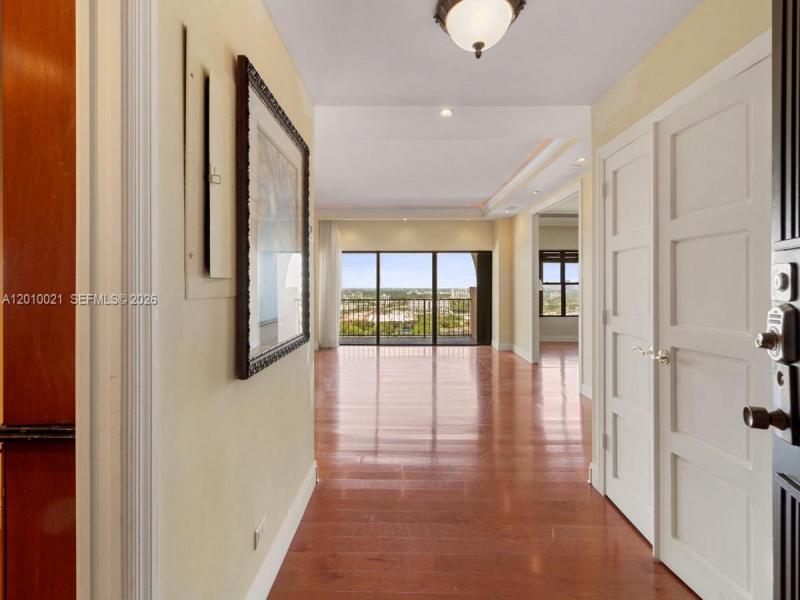 Comprar apartamento en The Cricket Club PH01