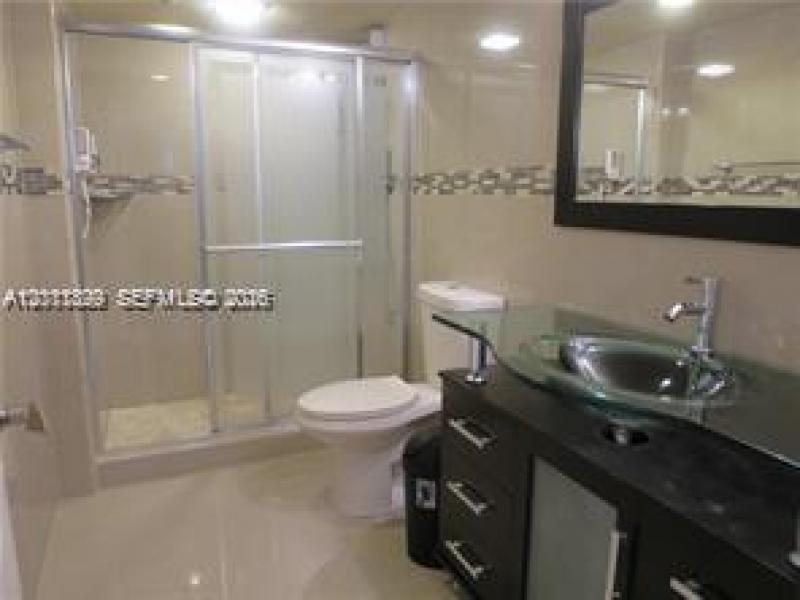 Condo for sale at Malaga Towers 3D