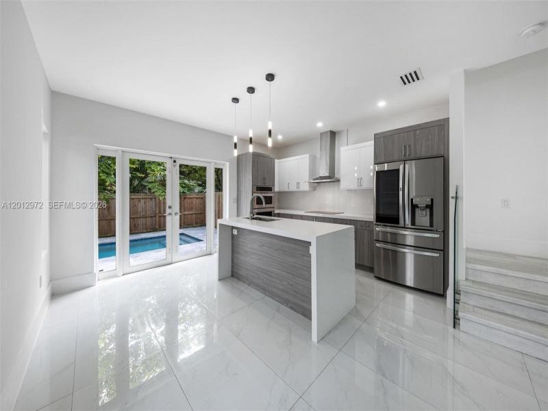 Property photo # 8