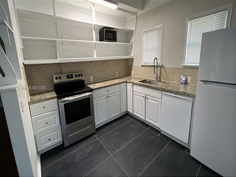 Property photo # 0