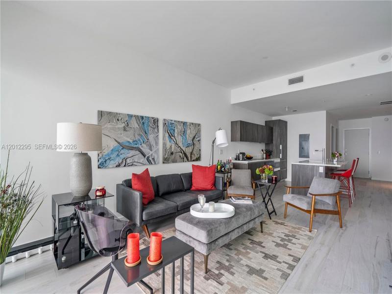 Property photo # 8