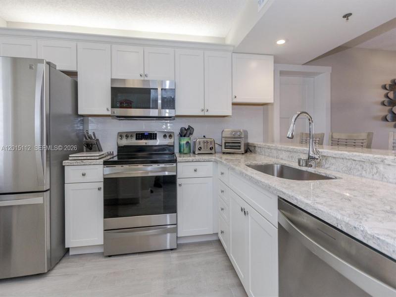 Property photo # 9