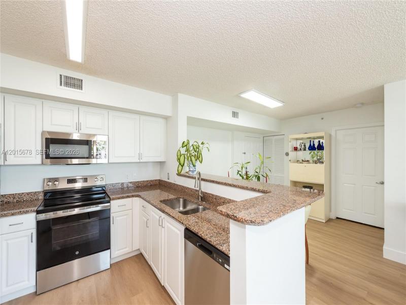 Property photo # 3