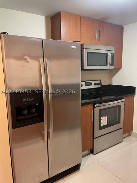 Condo for sale at 23 Biscayne Bay 707