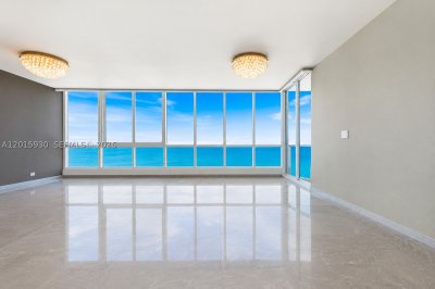 Continuum I South Apt #2506