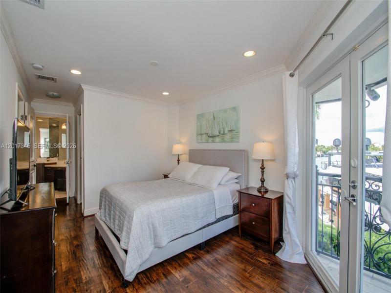 Property photo # 7