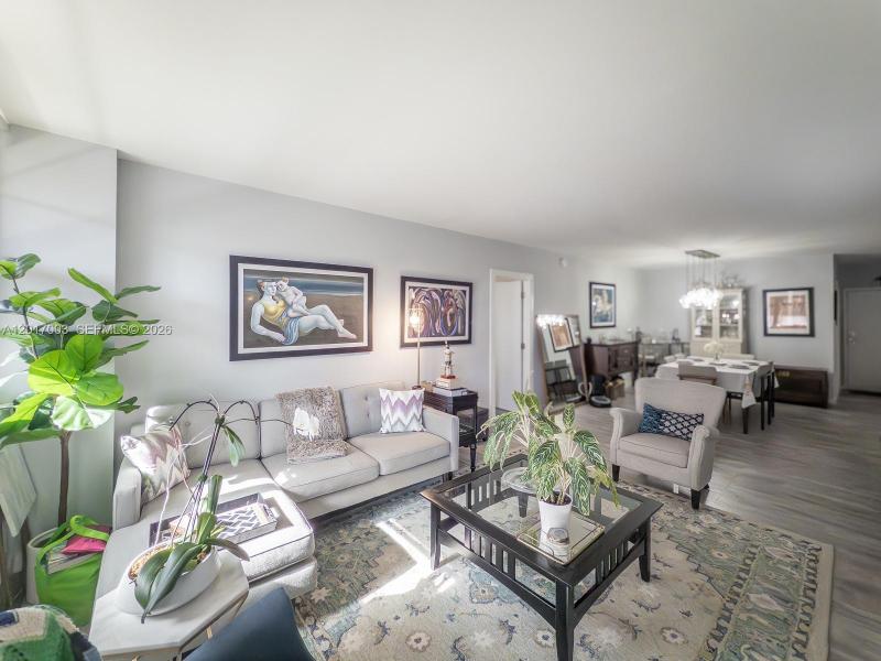Comprar apartamento en Gables Waterway Towers 114