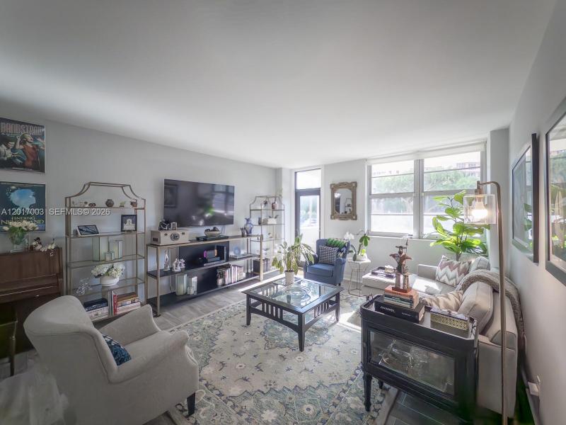 Comprar apartamento en Gables Waterway Towers 114
