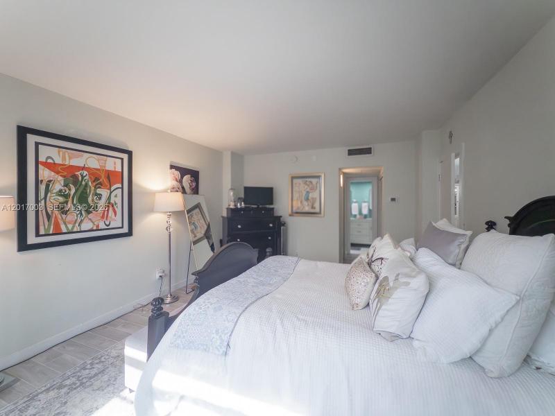 Comprar apartamento en Gables Waterway Towers 114