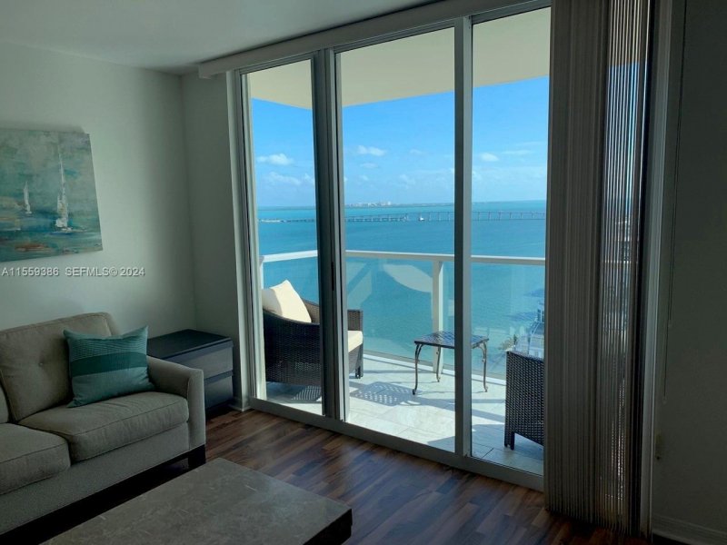 Aluguel de apartamento no Aventura Marina II 2207