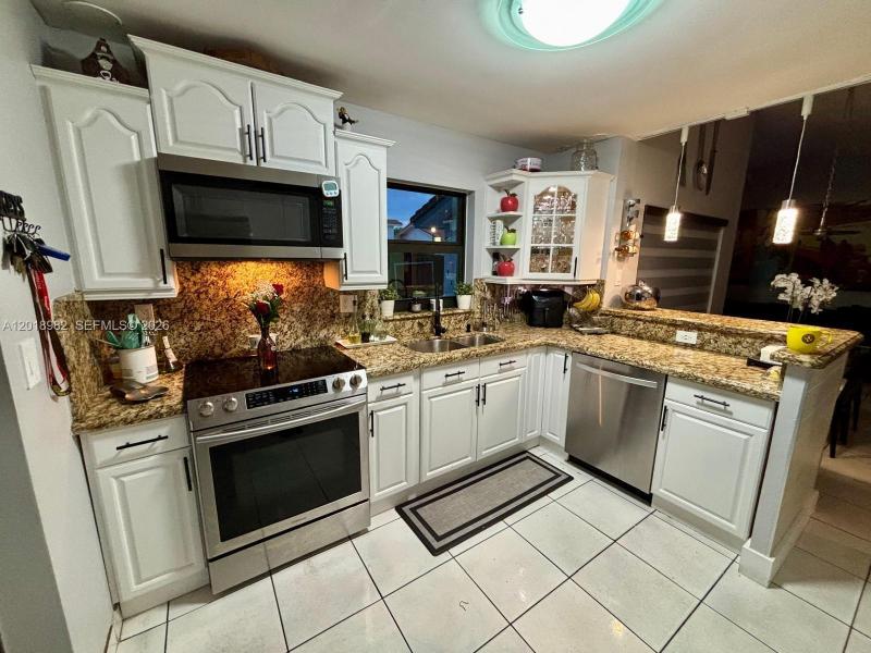 Property photo # 4