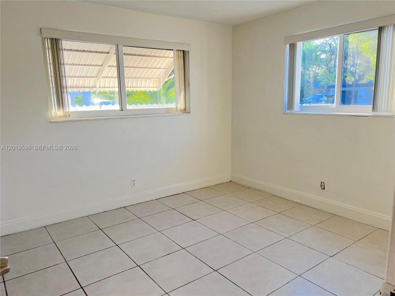 Property photo # 4
