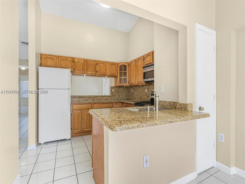 Property photo # 7