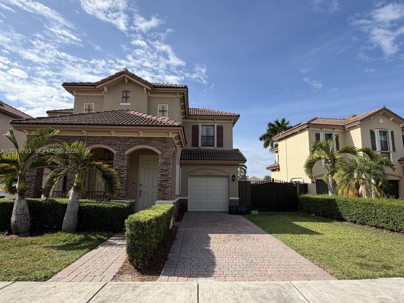 Property photo # 0