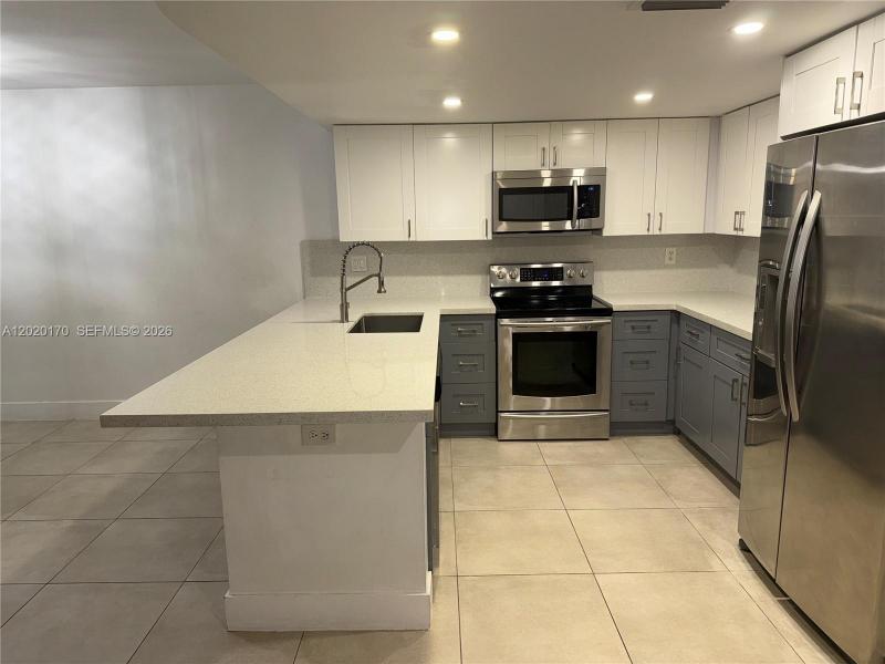 Property photo # 8