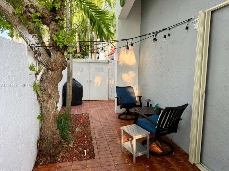 Property photo # 4