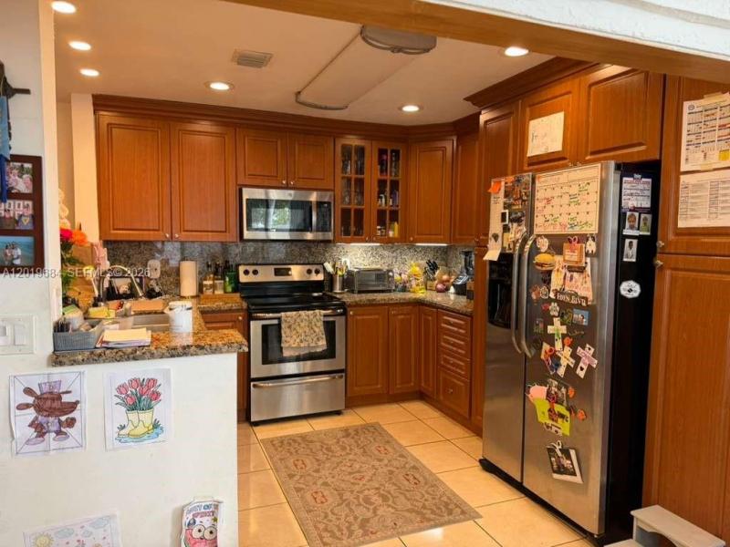 Property photo # 6