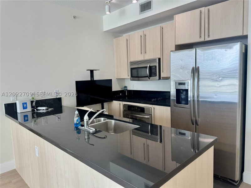 Apartment for rent at Axis on Brickell North Tower 2118