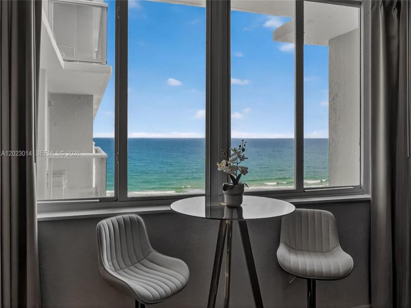 Comprar apartamento en Aventura Beach Club 949