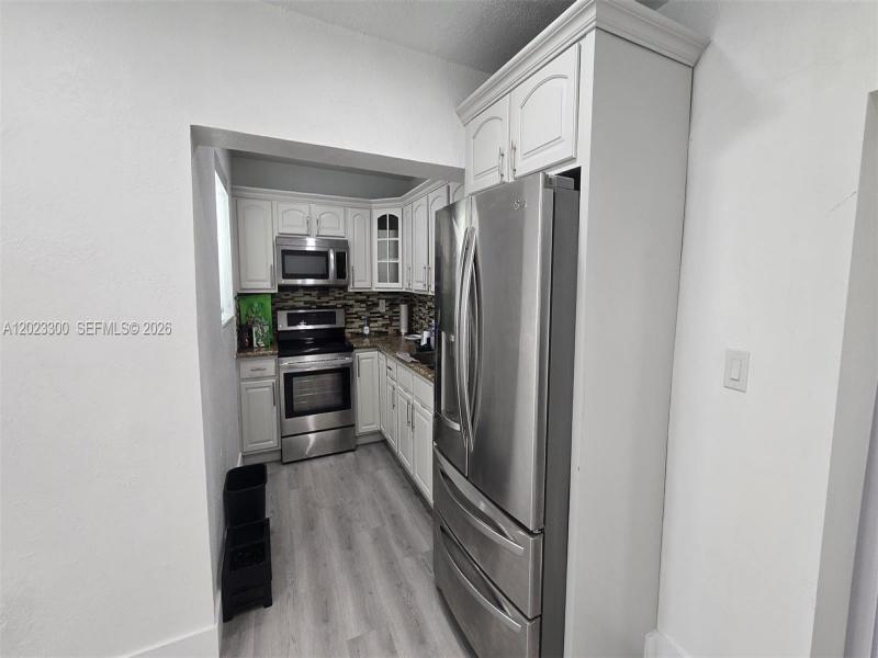Property photo # 9