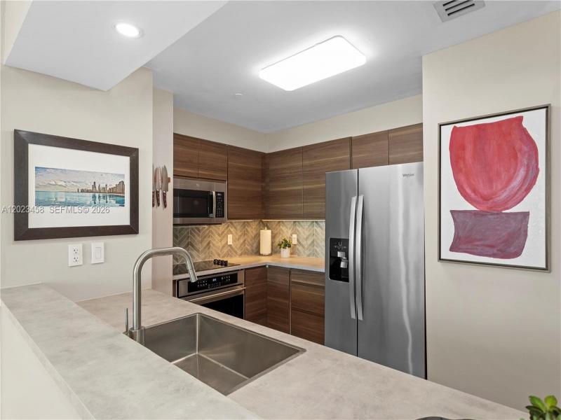 Property photo # 7
