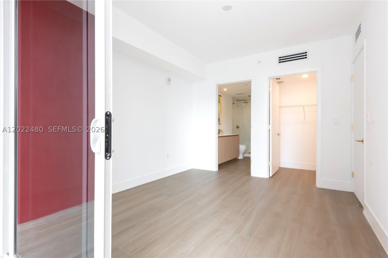 Comprar apartamento en The Standard Residences Midtown Miami 608