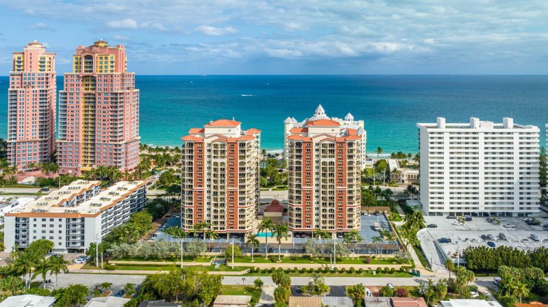 Condo for sale at The Vue 304