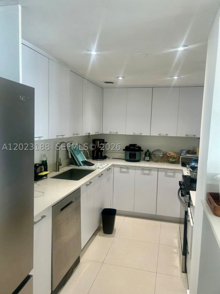 Apartment for rent at Brickell Townhouse 16J