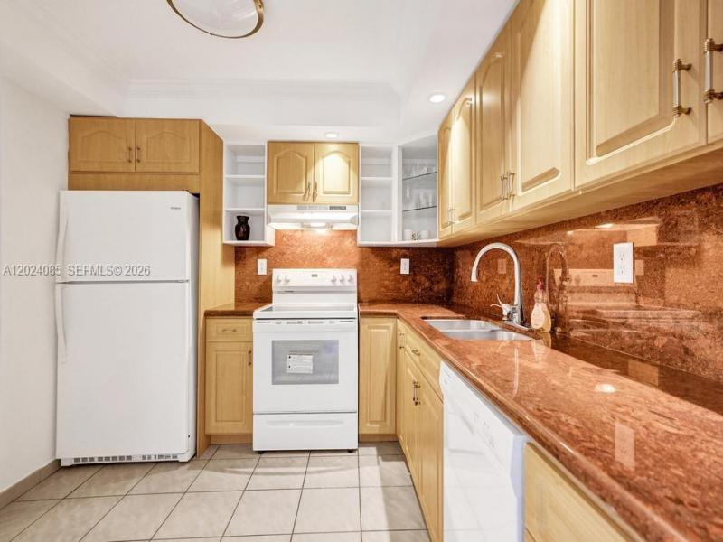Property photo # 4
