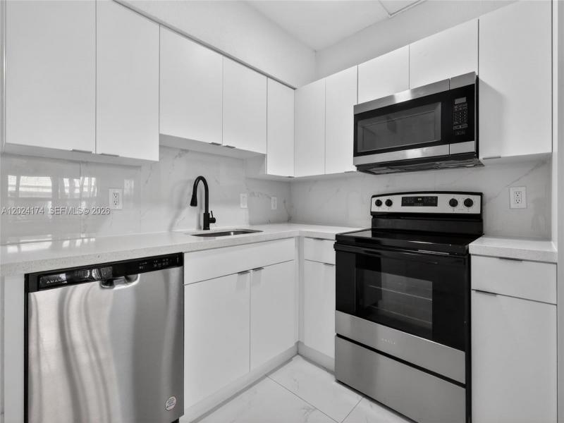 Property photo # 9