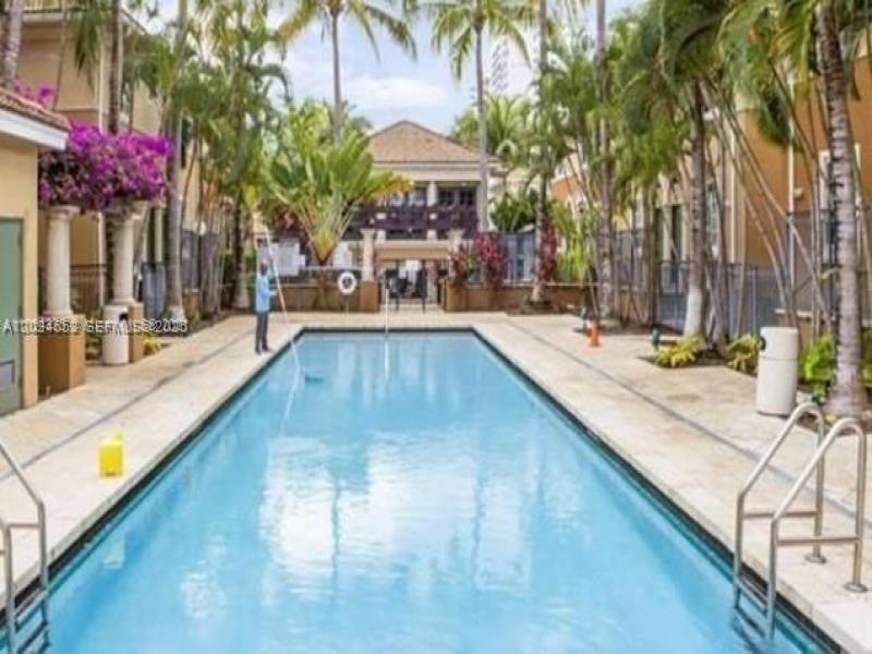 Comprar apartamento en Aventi at Aventura 302
