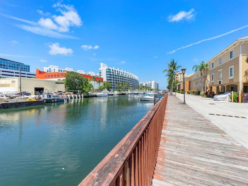 Comprar apartamento en Aventi at Aventura 302