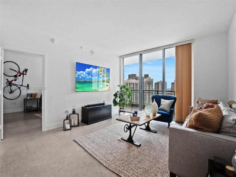 Property photo # 6