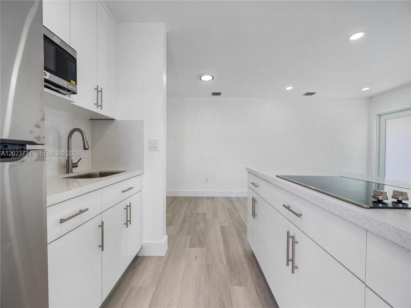 Property photo # 9