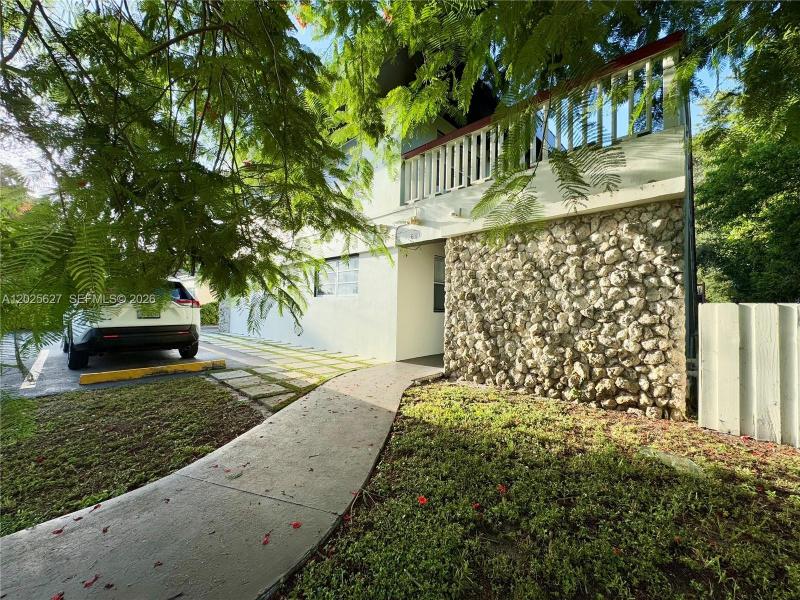 Property photo # 8