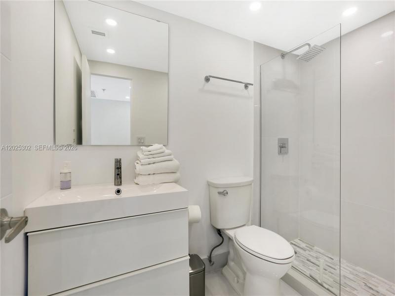 Comprar apartamento en Castle Beach Club 1203