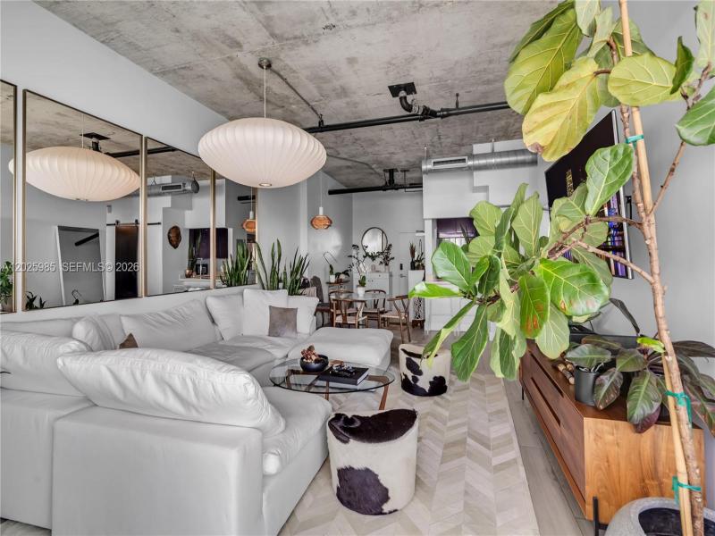 Property photo # 9