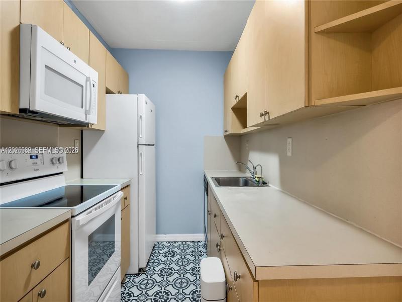 Property photo # 9