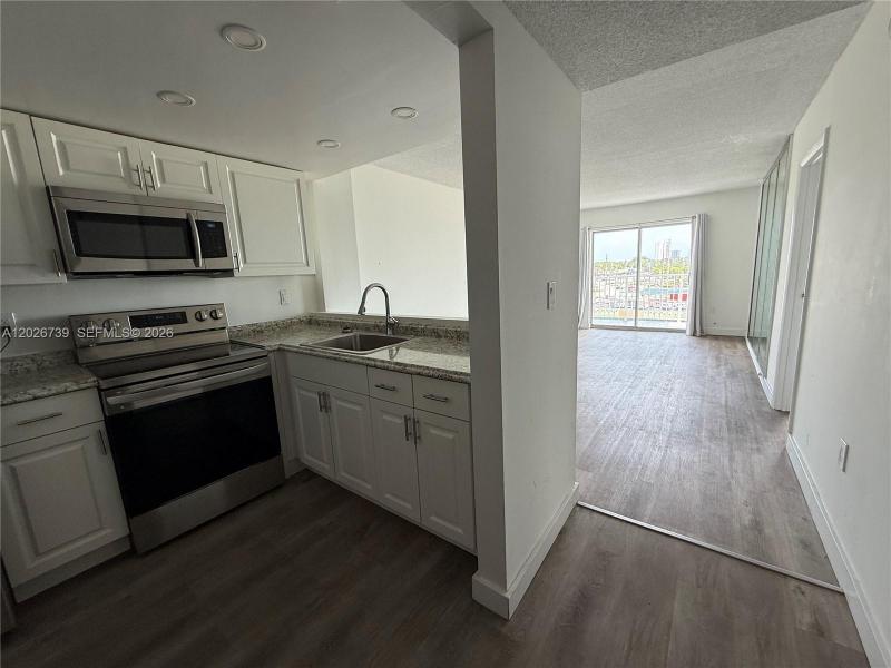 Property photo # 2