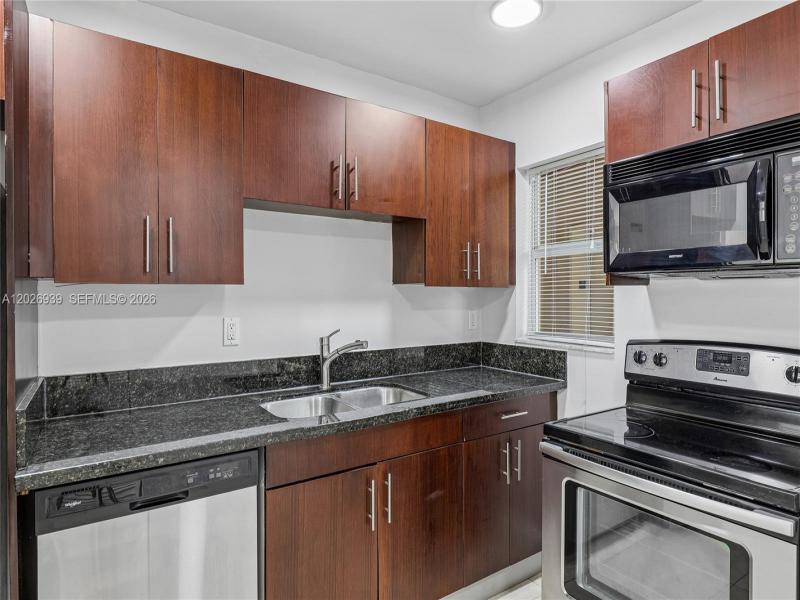 Property photo # 2