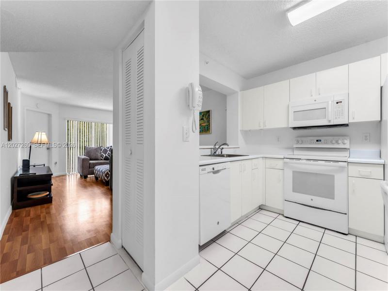 Property photo # 6