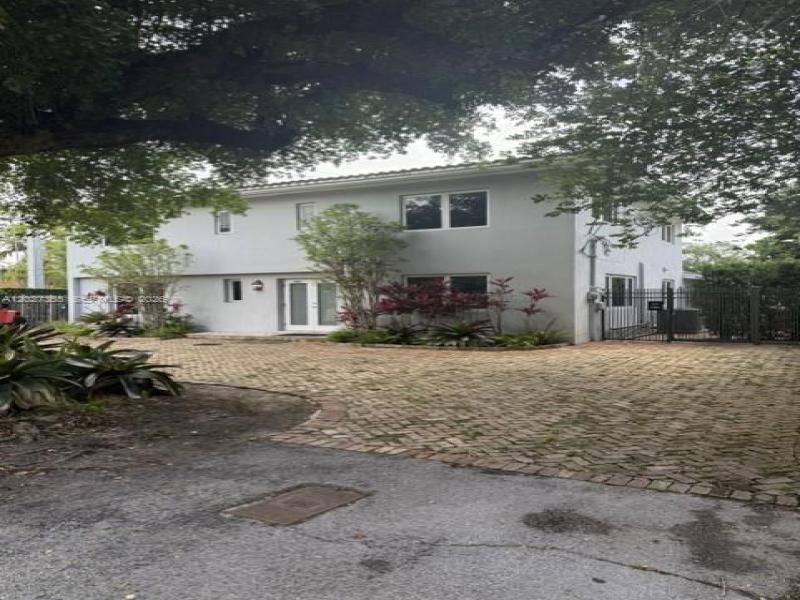 Property photo # 0